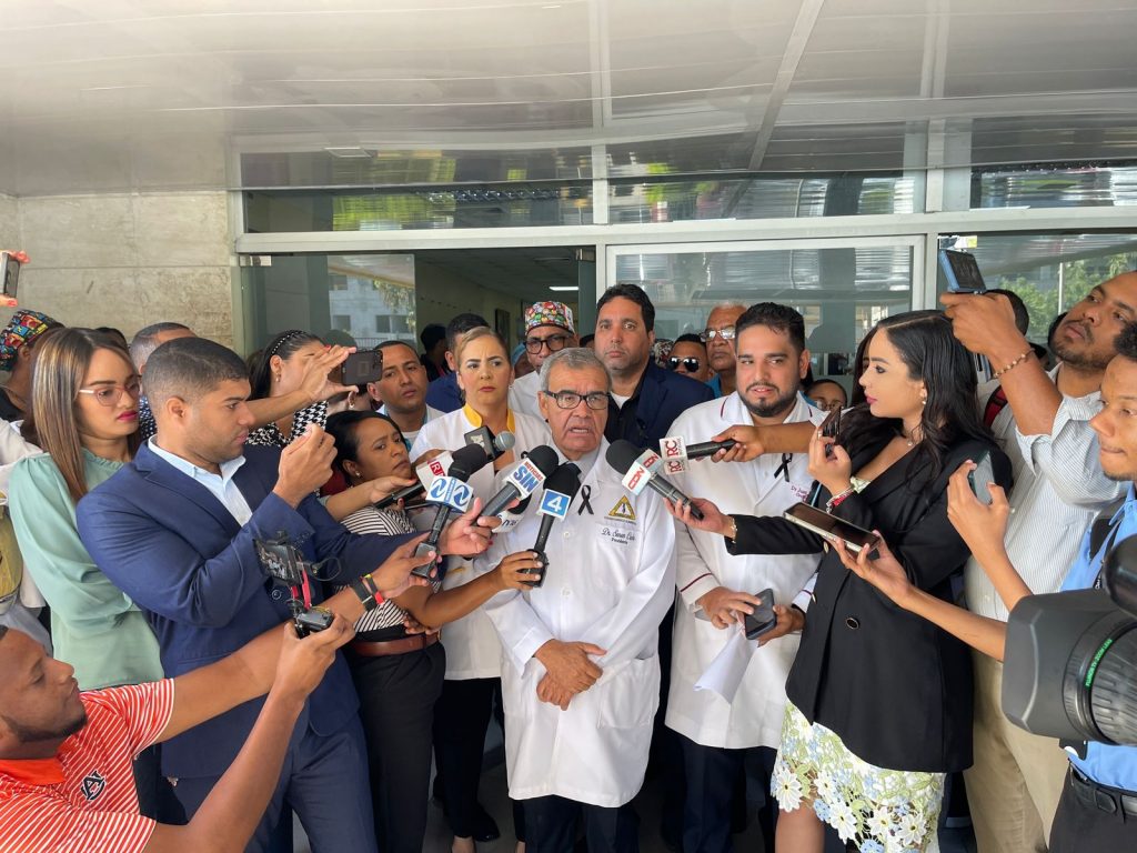CMD exige al Gobierno intervenir la Maternidad de Los Mina y nombrar nuevas autoridades en el centro CMD exige al Gobierno intervenir la Maternidad de Los Mina y nombrar nuevas autoridades en el centro