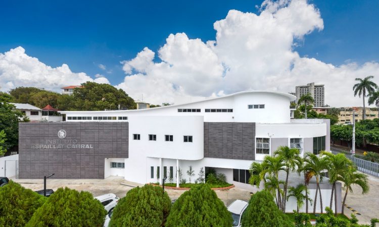 Instituto Espaillat Cabral celebra 53 años de servicios oftalmológicos