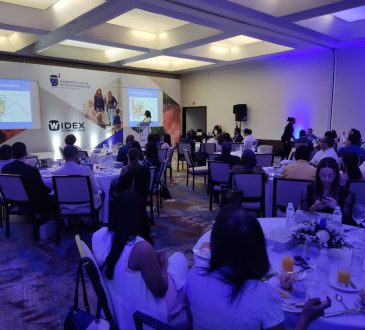 Otorrinolaringólogos disertaron sobre déficit auditivo este viernes