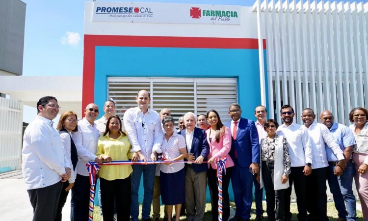 Promese/CAL abre dos Farmacias del Pueblo en Sabana Perdida y Capotillo