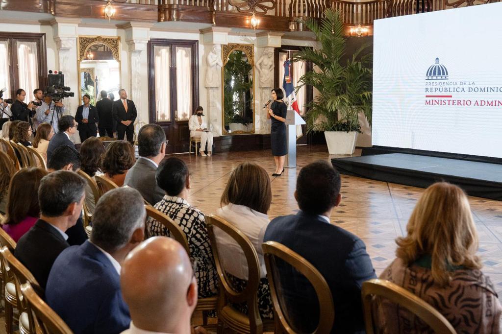 Gobierno lanza campaña para sensibilizar el embarazo en adolescentes Gobierno lanza campaña para sensibilizar en embarazo en adolescentes