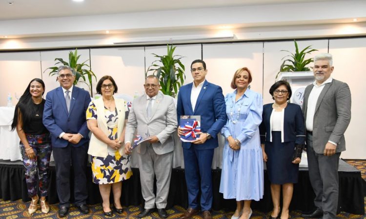 Salud Pública trabaja en monitoreo de muertes maternas e infantiles, regulación de cesáreas y lactancia materna