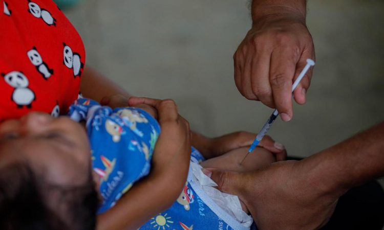 Vacunación infantil en América Latina y el Caribe registra el mayor descenso mundial de la última década