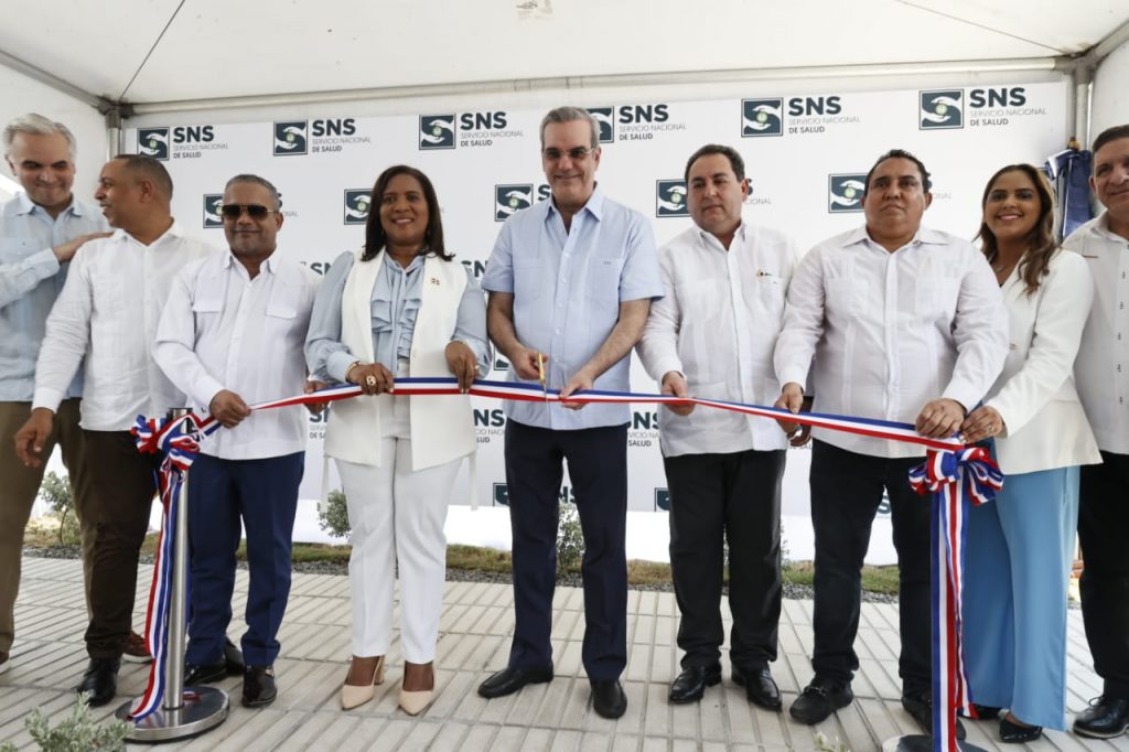 Gobierno inauguró CPN El Verde en Bonao Gobierno inauguró CPN El Verde en Bonao