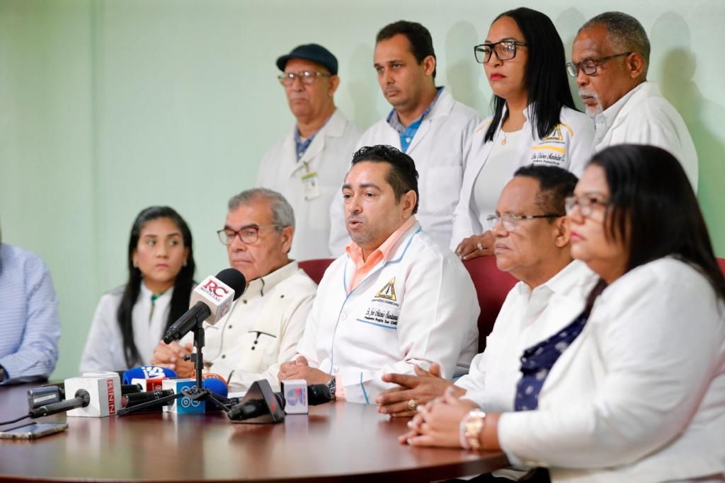 CMD anunciará nuevas acciones de protesta este miércoles CMD exige reivindicaciones para el personal médico de la región Sur