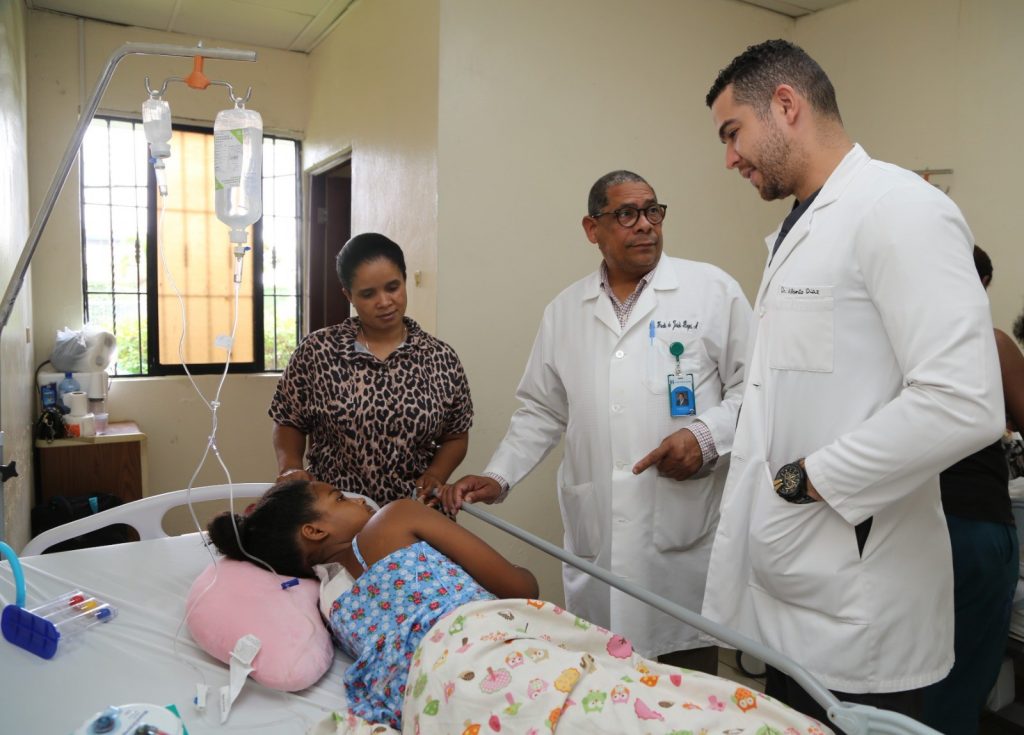 Hospital Gautier cerró con éxito XIX jornada cirugías de columna vertebral