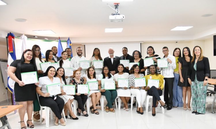 20 especialistas completaron el Curso Básico de Epidemiología de Campo del MSP
