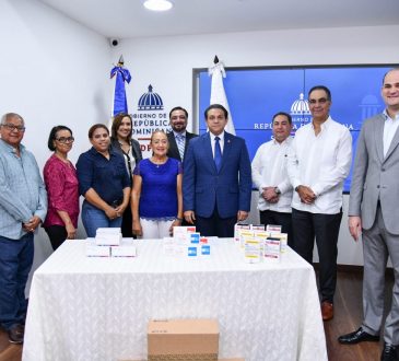 Salud Pública entrega más de RD$166 millones en medicamentos oncológicos y diabéticos