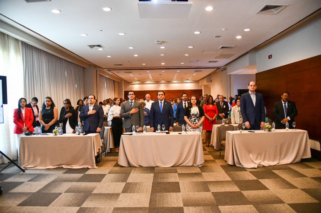 MSP impulsa acciones para bajar índices de hipertensión arterial en el país MSP impulsa acciones para bajar índices de tensión arterial en el país