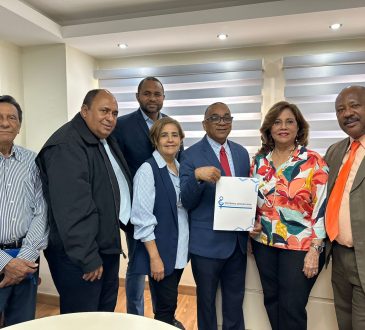 Consejo Electoral de la SDOG ratificó al Dr. Roberto Nina como presidente electo de la SDOG