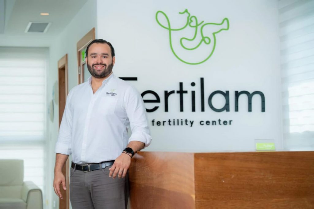 Lic. Ramón López Álvarez, co-fundador y gerente de mercadeo de Fertilam