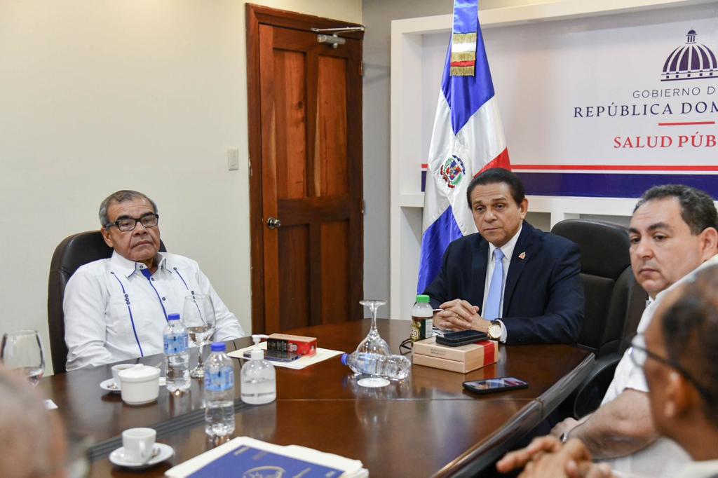 MSP y SNS alcanza acuerdos con el CMD sobre nuevas plazas para pasantes