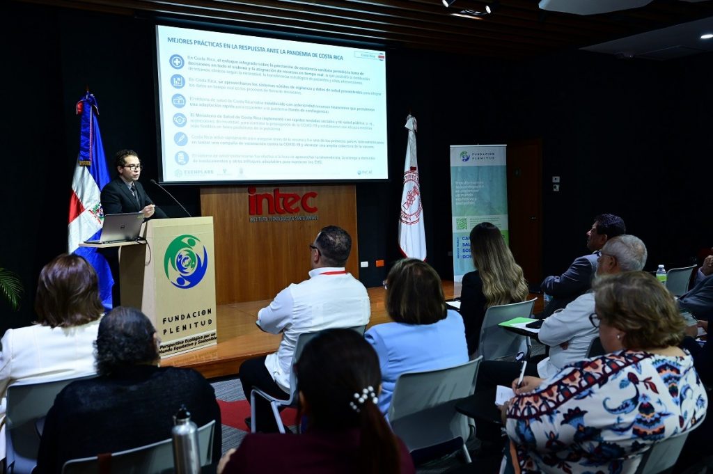 Expertos piden optimizar sistemas de salud para enfrentar riesgos imprevistos