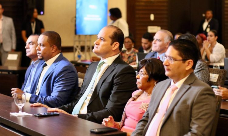 Gobierno aprueba más de RD$1,000 millones para fortalecer abastecimiento hospitalario
