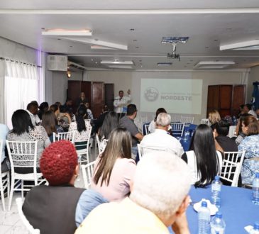 SNS aumenta 54% del anticipo financiero a 22 hospitales de la regional Nordeste