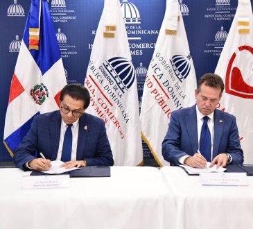 MICM y MSP firman acuerdo para promover la donación sanguínea