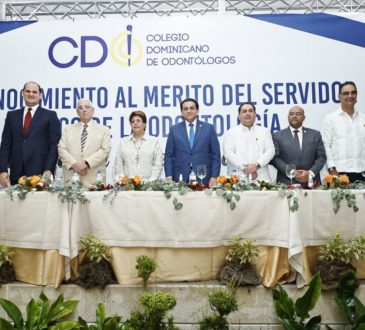 Colegio Dominicano de Odontólogos premió labor de sus agremiados