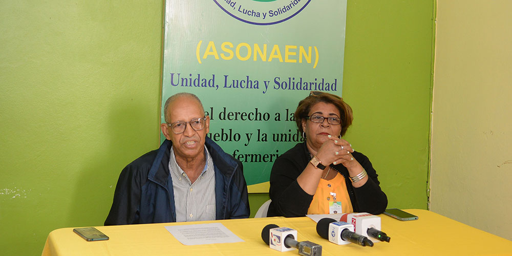 Mariano Suazo y Miriam Féliz, dirigentes de ASONAEN