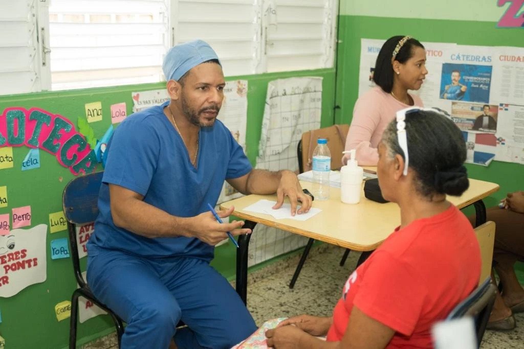 INDEX y Fundación Cruz Jiminián realizaron operativo médico en La Vega INDEX y Fundación Cruz Jiminián realizaron operativo médico en La Vega