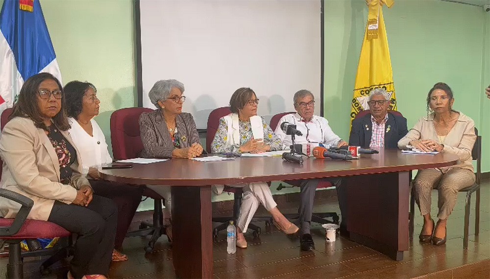 Pensionados del CMD recalcaron sus exigencias al Gobierno