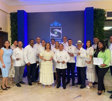 SRSM felicitó a ganadores de premios del Programa Desempeño SNS 2023