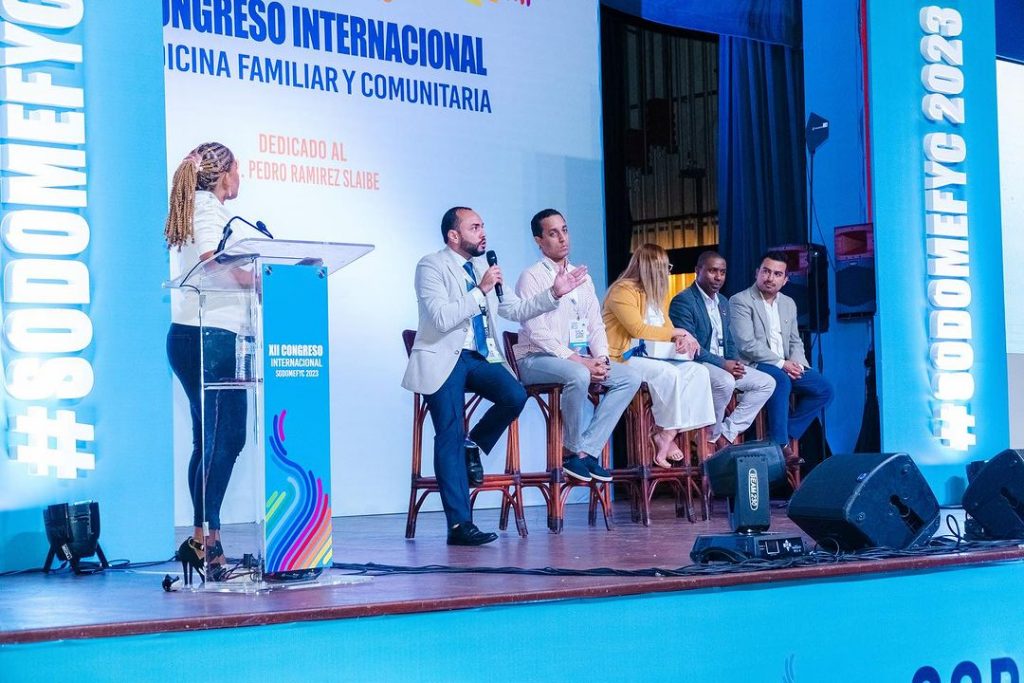 Médicos familiares celebraron su XII Congreso en Punta Cana Médicos familiares celebraron su XII Congreso en Punta Cana