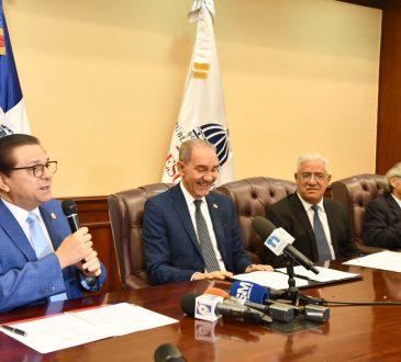 Dan inicio a implementación de la Recertificación Médica que será obligatoria