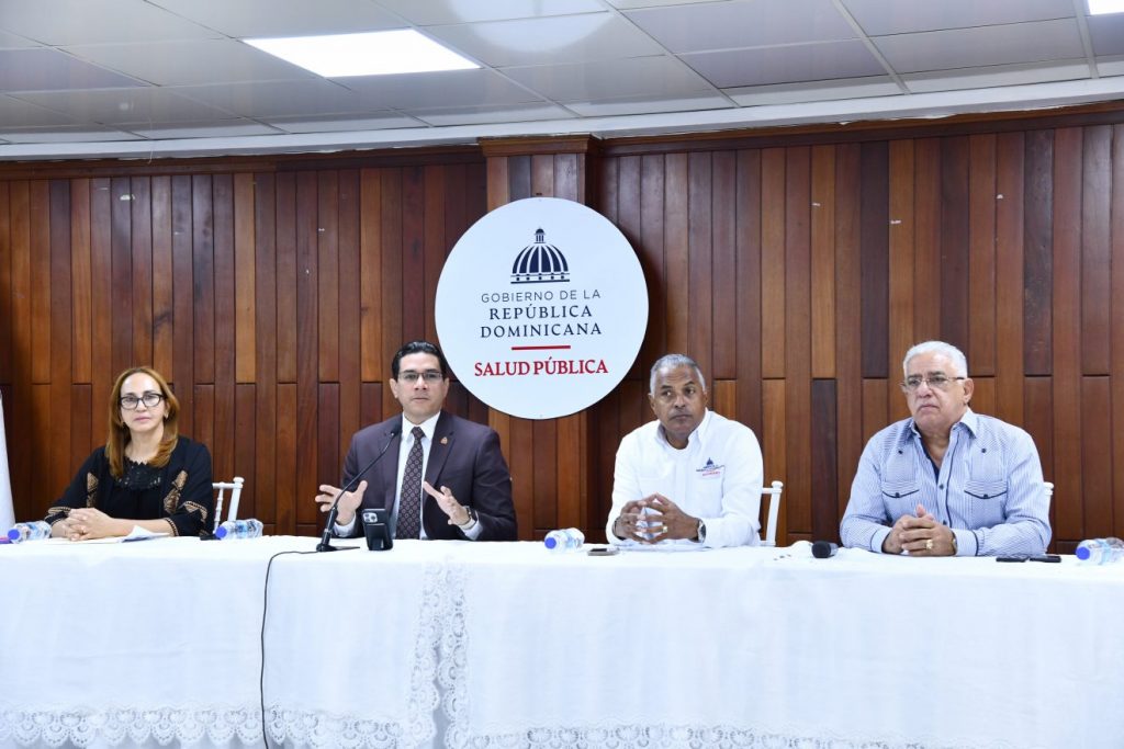 Salud Pública reporta disminución de contagios de dengue y leptospirosis