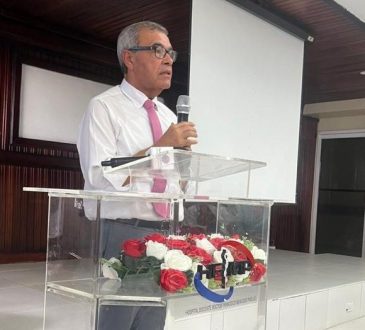 Dr. Senén Caba