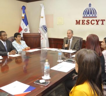 MESCYT y CONADIS crearán sistema de educación inclusivo para personas con discapacidad