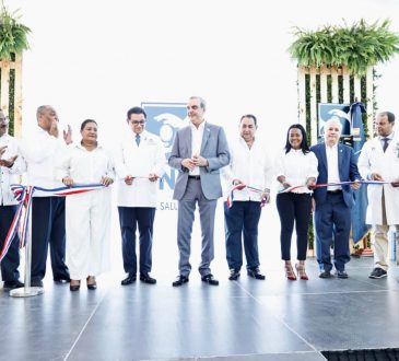 Gobierno entregó el nuevo Hospital (Unidad) Materno Infantil Marcelino Vélez