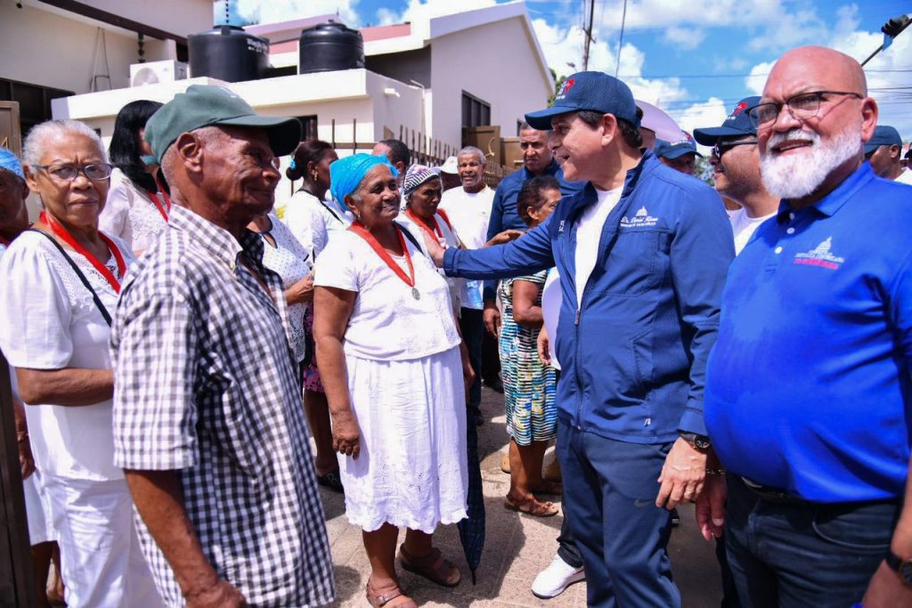 'Ruta de la Salud' llega a Neyba con entrega de tomógrafo al Hospital San Bartolomé 'Ruta de la Salud' llega a Neyba con entrega de tomógrafo al Hospital San Bartolomé