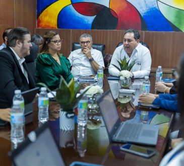 Presentan propuesta para simplificar la pasantía médica de ley