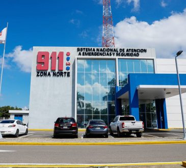 9-1-1 coordina asistencia ante reacción alérgica de estudiantes y docentes en centro educativo de la provincia Santiago