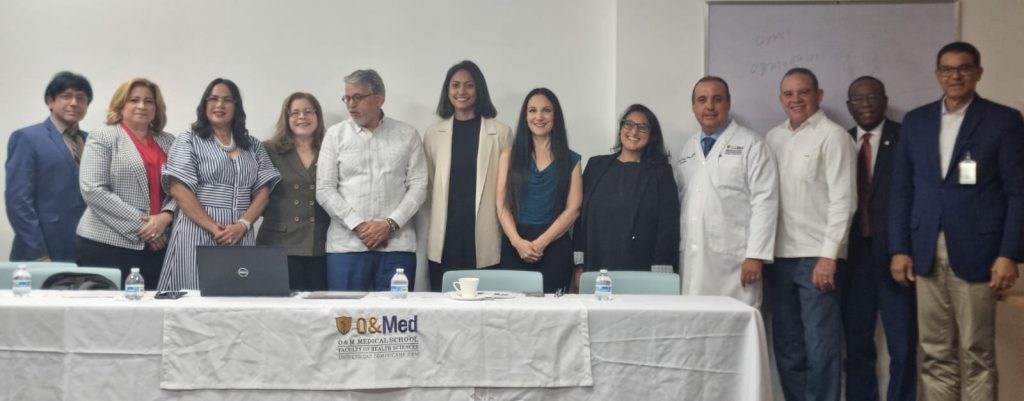 ADOFEM y los Centros para el Control y Prevención de Enfermedades (CDC) analizan sobre la formación en Salud Pública en las Escuelas e Medicina