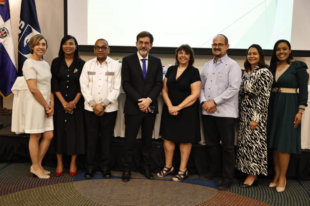 SNS fortalece prevención del embarazo adolescente con seminario de salud integral SNS fortalece prevención del embarazo adolescente con seminario de salud integral