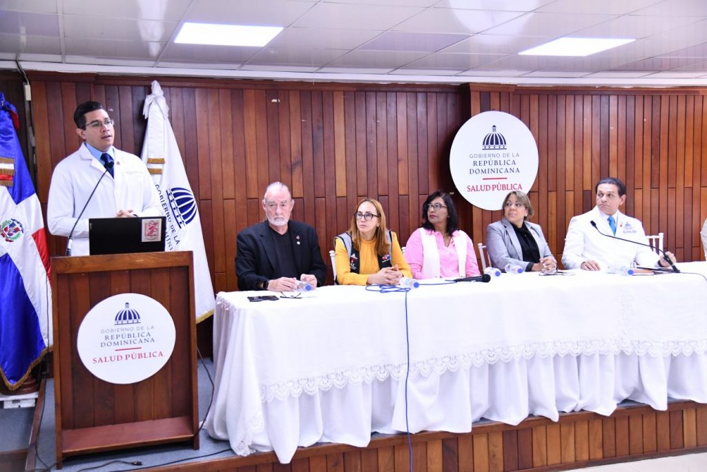 Salud Pública confirma 'ligera disminución' de positivos por dengue Salud Pública confirma 'ligera disminución' de positivos por dengue