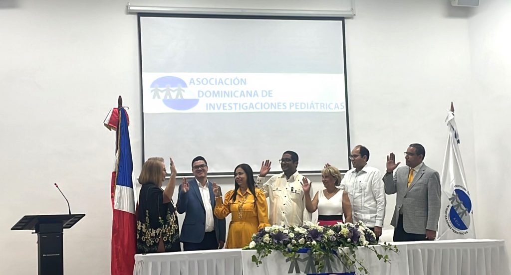 Asociación Dominicana de investigaciones Pediátricas juramentó a su nueva directiva
