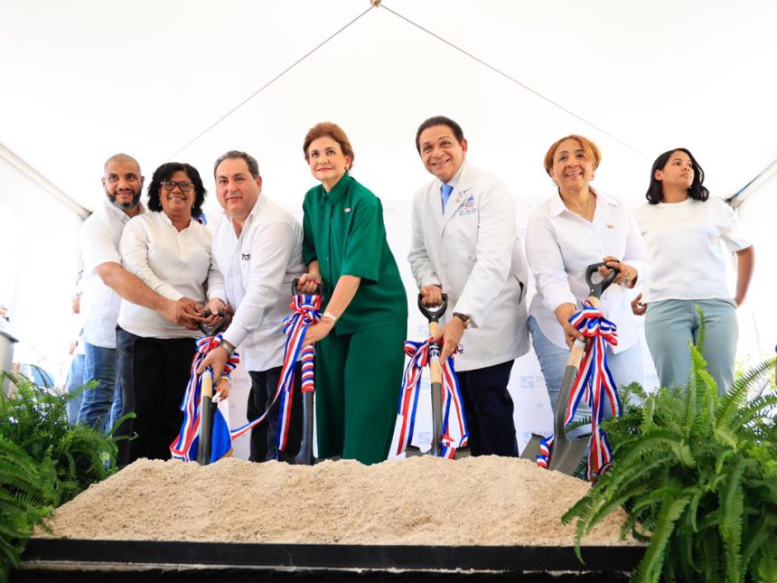 Gobierno inicia construcción unidades hemodiálisis y pie diabético en hospital de Neiba Gobierno inicia construcción unidades hemodiálisis y pie diabético en hospital de Neyba
