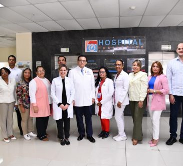 Autoridades de Salud realizan recorrido en Hospital Hugo Mendoza