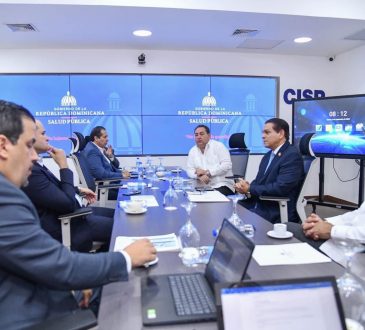 Gabinete de Salud discute estrategias para controlar brote de dengue