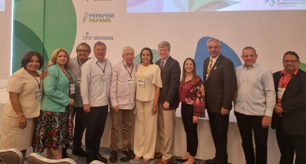Delegación dominicana participa en Congreso de la ASCOFAME en Cartagena