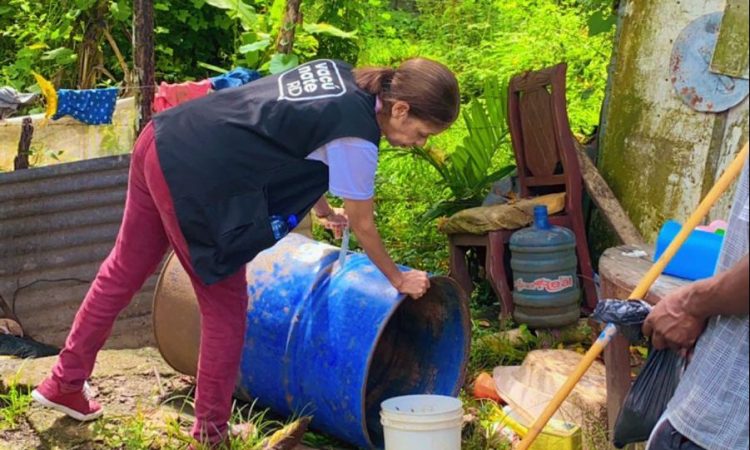 Área VII de Salud ejecutó jornada de saneamiento ambiental en Santo Domingo Oeste.