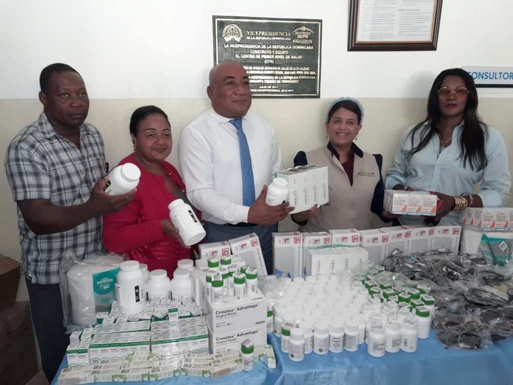 Gabinete Social entrega medicamentos de alto Costo al SPN San Luis Gabinete Social entrega medicamentos de alto Costo a SPN San Luis San Luis