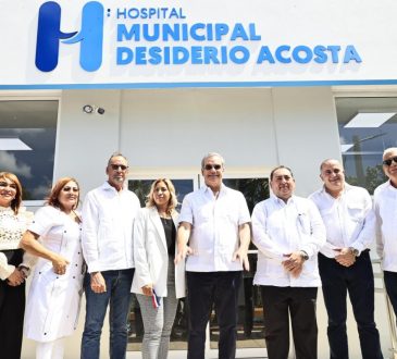 SNS entregó hospitales en Gaspar Hernández y Río San Juan