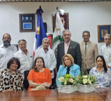 Dr. Brunel Santos lideró su primera reunión ordinaria al frente de la ADOFEM