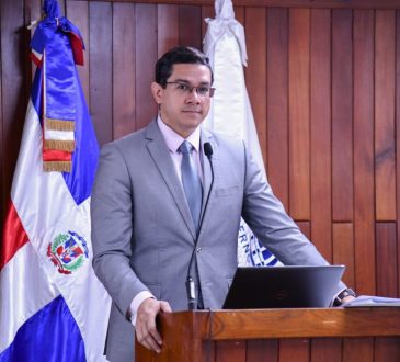 Dr. Eladio Pérez