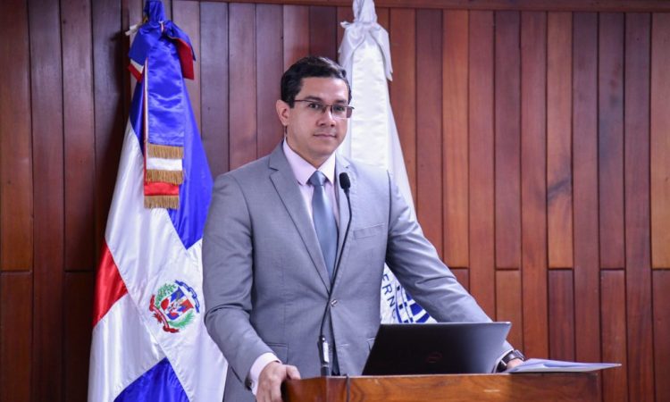 Dr. Eladio Pérez