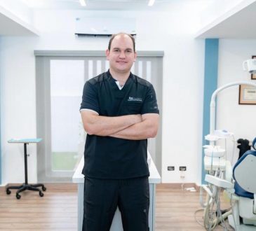 Dr. Raúl Del Toro