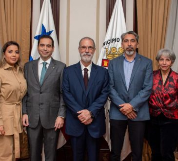 Grupo Prato recibió las llaves de Panamá en su XVIII aniversario
